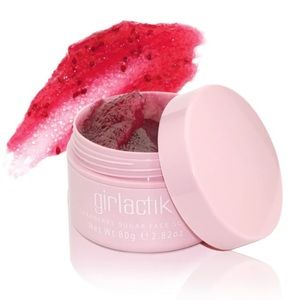 New girlactik  Cranberry Sugar Face Scrub